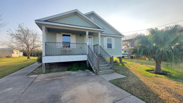 2331 Rue De Lafitte Drive, Dickinson, TX 77539