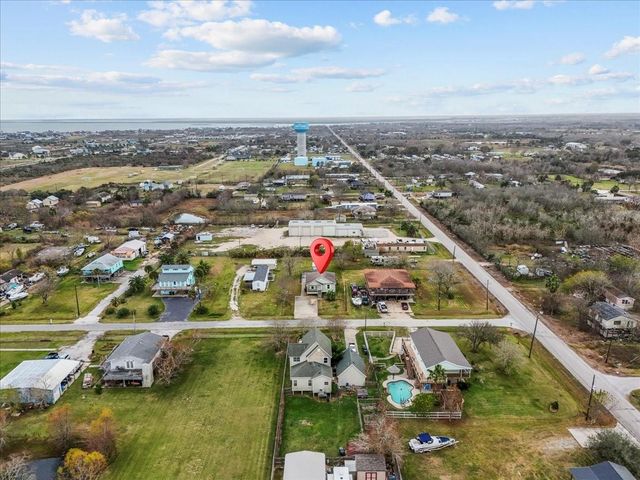 2331 Rue De Lafitte Drive, Dickinson, TX 77539