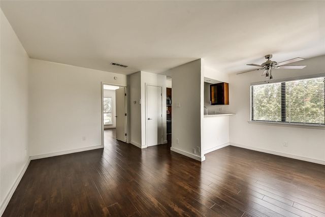 8180 Lemmon Avenue 102, Dallas, TX 75209