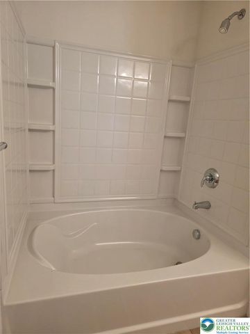 1800 Merlot Drive B, Bethlehem Twp, PA 18045