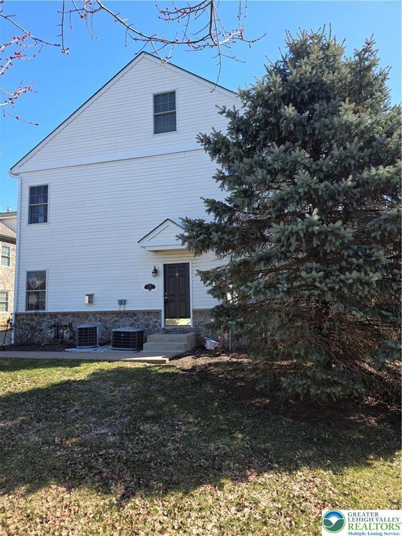 1800 Merlot Drive B, Bethlehem Twp, PA 18045