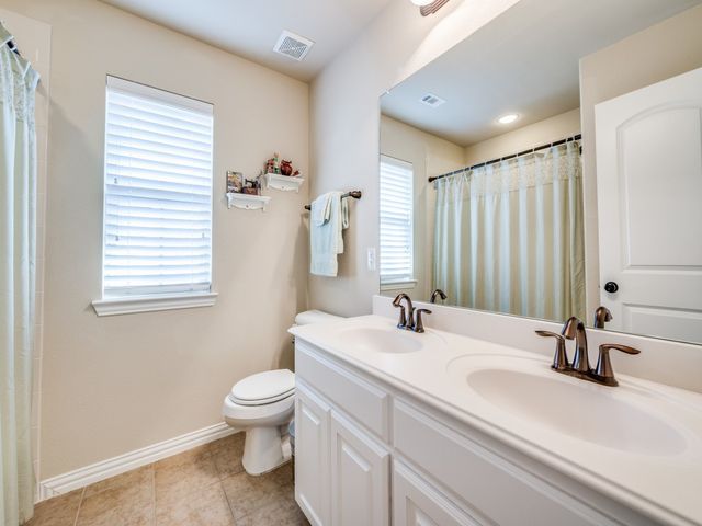 2516 Wales Way, Lewisville, TX 75056