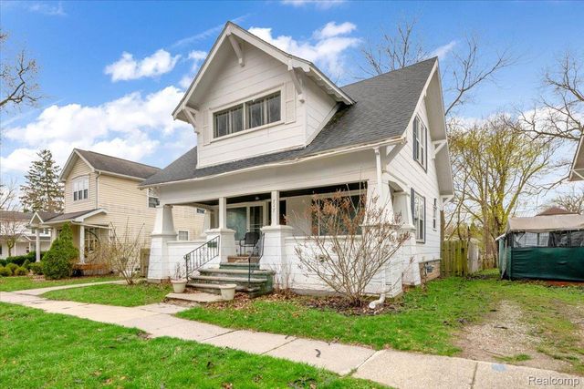 717 N Madison Street, Lapeer, MI 48446