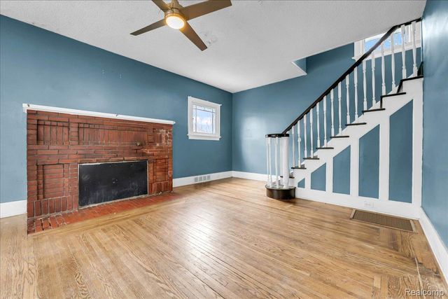 717 N Madison Street, Lapeer, MI 48446