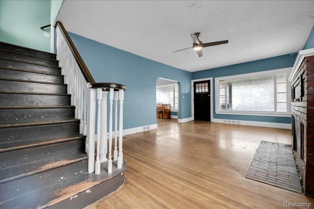 717 N Madison Street, Lapeer, MI 48446