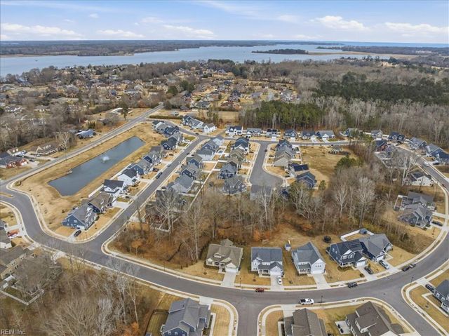 160 Secretariat DR, Suffolk, VA 23435