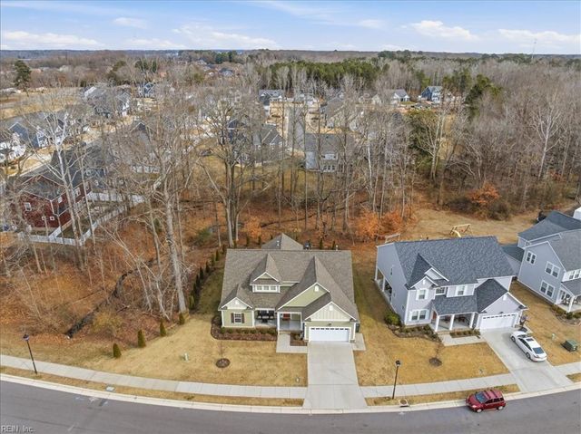 160 Secretariat DR, Suffolk, VA 23435