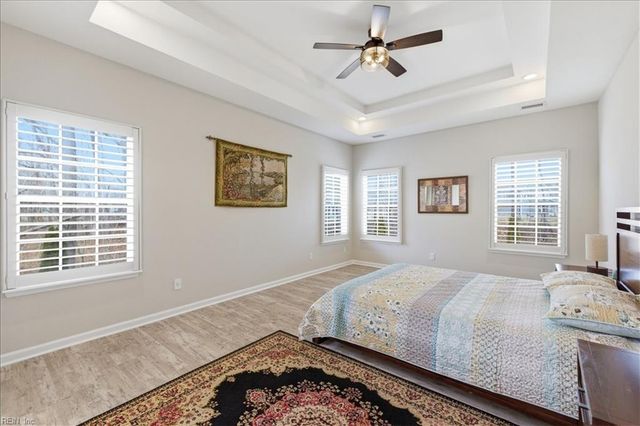 160 Secretariat DR, Suffolk, VA 23435