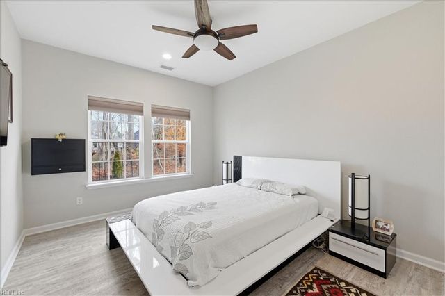 160 Secretariat DR, Suffolk, VA 23435