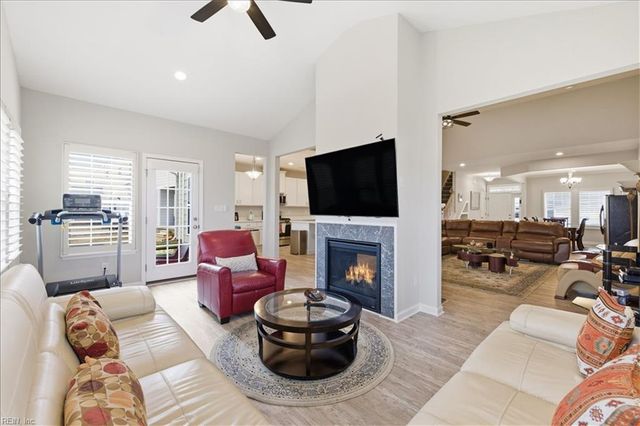 160 Secretariat DR, Suffolk, VA 23435