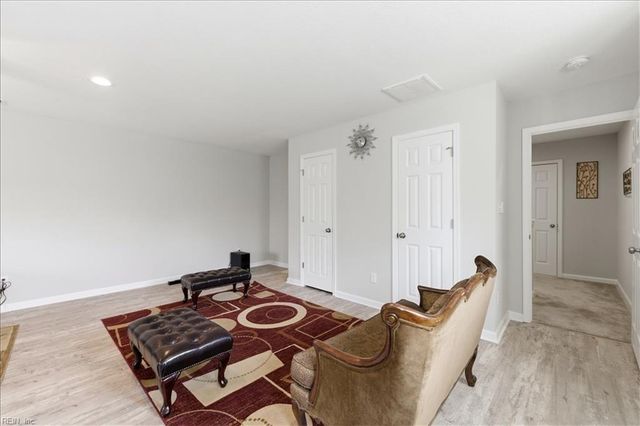 160 Secretariat DR, Suffolk, VA 23435