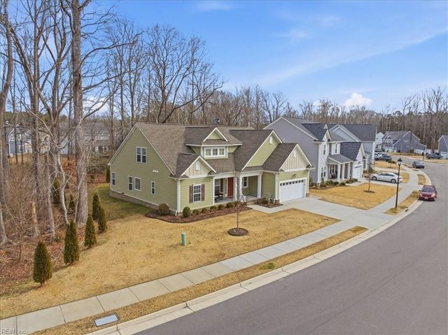 160 Secretariat DR, Suffolk, VA 23435