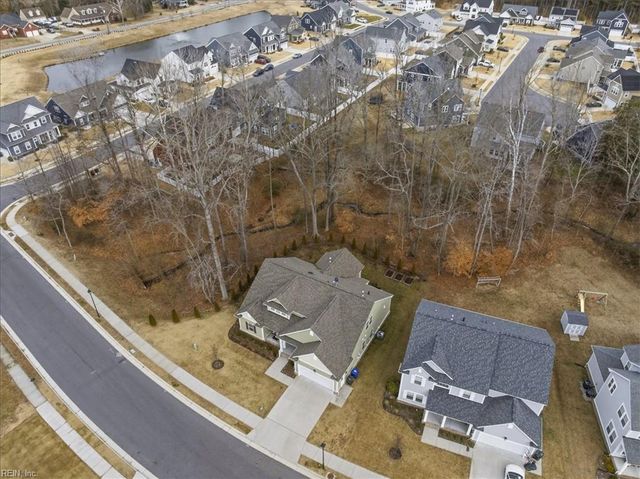 160 Secretariat DR, Suffolk, VA 23435