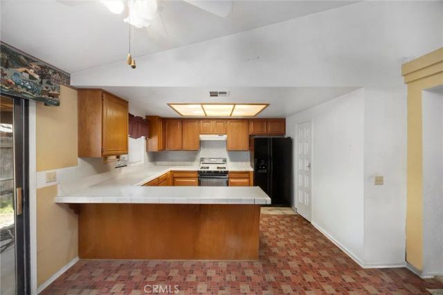 6910 Safflower, Bakersfield, CA 93313