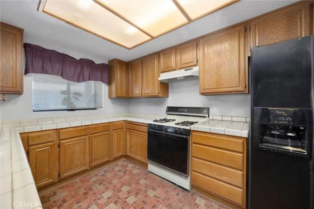 6910 Safflower, Bakersfield, CA 93313