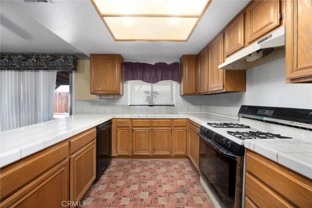 6910 Safflower, Bakersfield, CA 93313