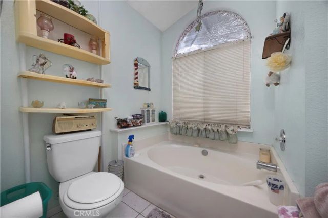 6910 Safflower, Bakersfield, CA 93313