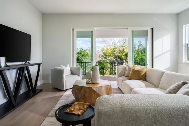 3626 S BELCHER DRIVE, Tampa, FL 33629