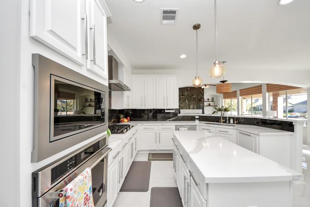 17859 Camp Cove Drive, Cypress, TX 77429