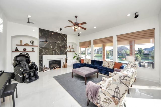 17859 Camp Cove Drive, Cypress, TX 77429