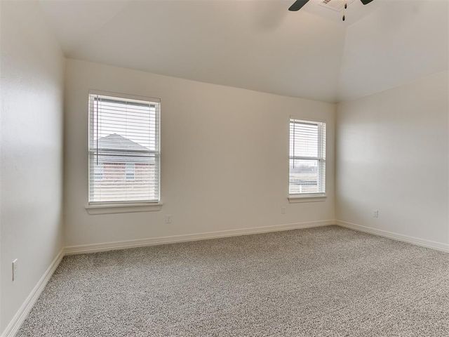 7717 Three Woods Lane, Yukon, OK 73099