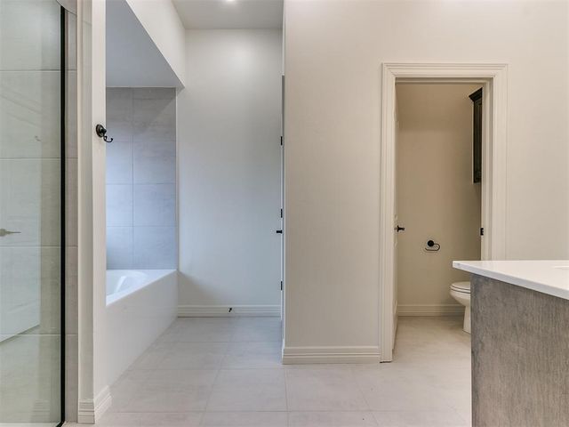 7717 Three Woods Lane, Yukon, OK 73099