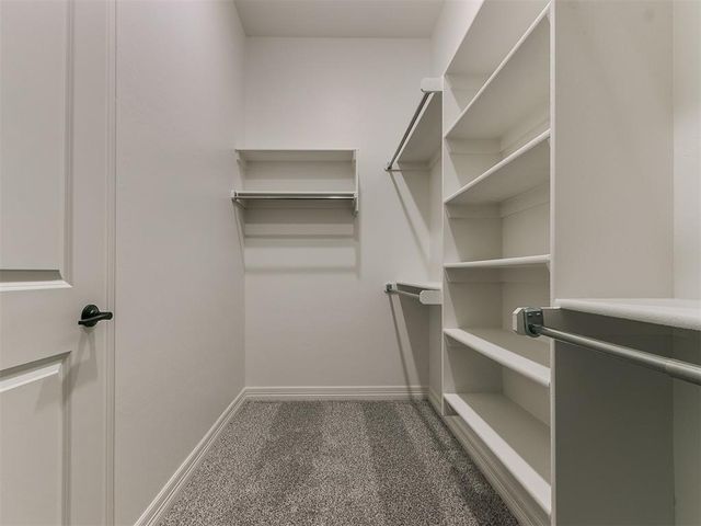 7717 Three Woods Lane, Yukon, OK 73099