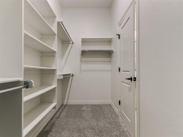 7717 Three Woods Lane, Yukon, OK 73099