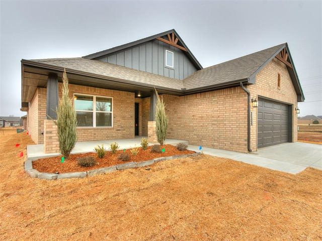 7717 Three Woods Lane, Yukon, OK 73099