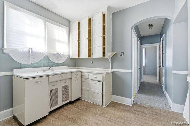 13181 Stoepel Street, Detroit, MI 48238