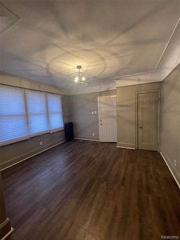 13181 Stoepel Street, Detroit, MI 48238