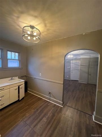 13181 Stoepel Street, Detroit, MI 48238