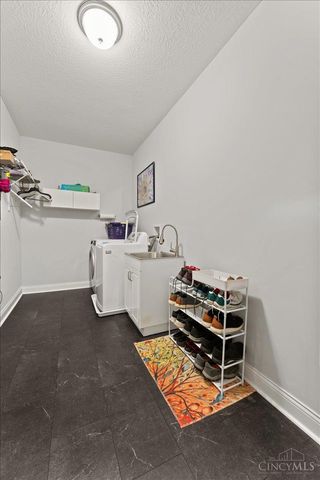 5645 Rivers Fork Drive, Morrow, OH 45152