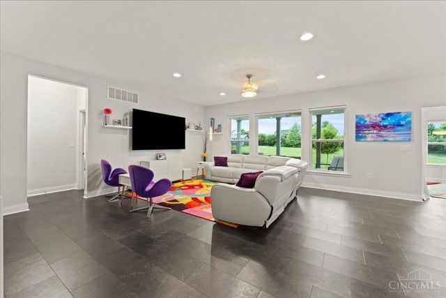 5645 Rivers Fork Drive, Morrow, OH 45152