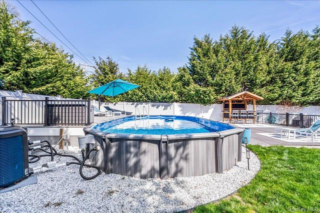 37 Priscilla Avenue, Holtsville, NY 11742