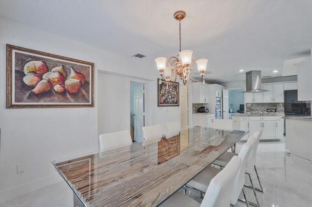 13473 Northumberland Circle, Wellington, FL 33414