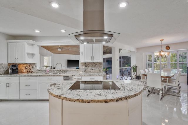 13473 Northumberland Circle, Wellington, FL 33414