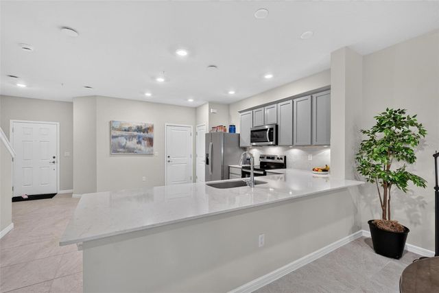 2033 CANNY COVE, Winter Park, FL 32792