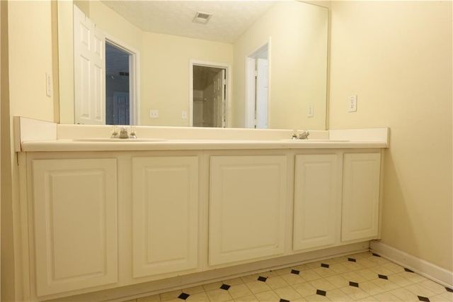 4861 Wexford Trail, South Fulton, GA 30349