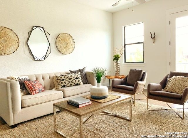 130 N Swiss Unit 101, San Antonio, TX 78202