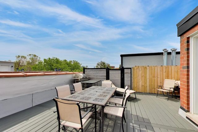 844 W Roscoe Street 2E, Chicago, IL 60657