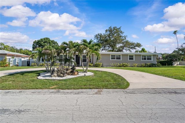 327 SUNNY LANE, Belleair, FL 33756