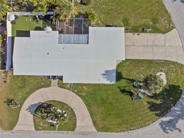 327 SUNNY LANE, Belleair, FL 33756