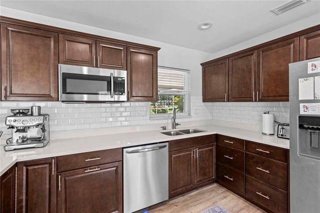 327 SUNNY LANE, Belleair, FL 33756