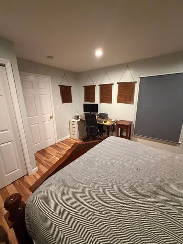 32 Roundy 1, Beverly, MA 01915