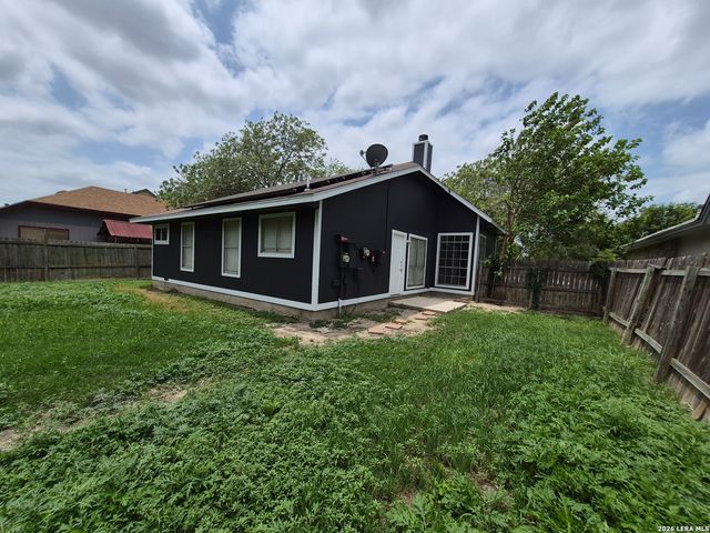 3146 BEAR SPRINGS DR, San Antonio, TX 78245