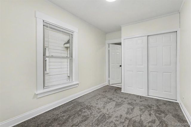 2102 Forest Avenue, Lansing, MI 48910