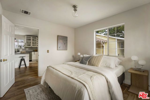 1428 N Raymond Avenue, Pasadena, CA 91103