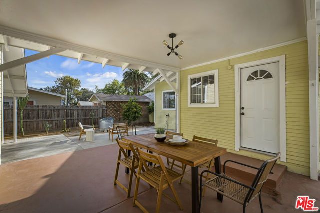 1428 N Raymond Avenue, Pasadena, CA 91103