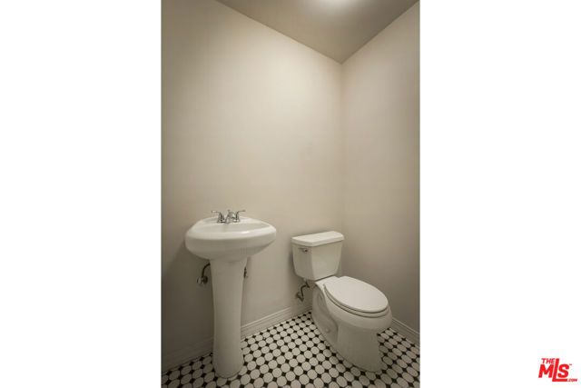 1428 N Raymond Avenue, Pasadena, CA 91103